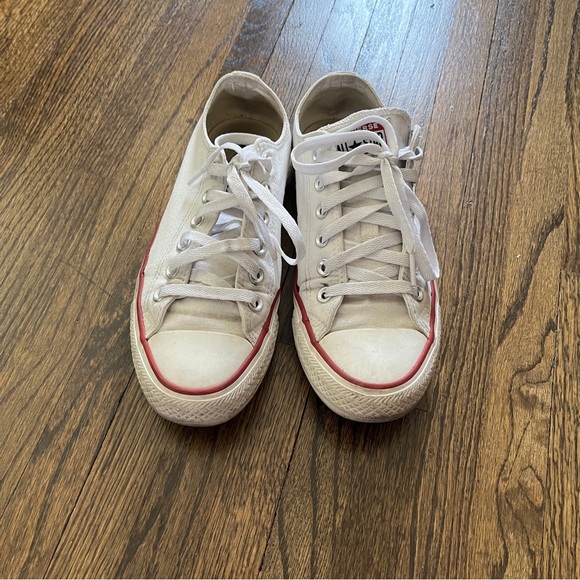 Converse White Sneaker for Women size 8 - Picture 6 of 9